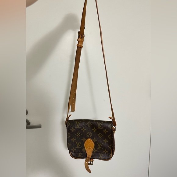 Louis Vuitton monogram vintage Cartouchiere 17 - Picture 1 of 7